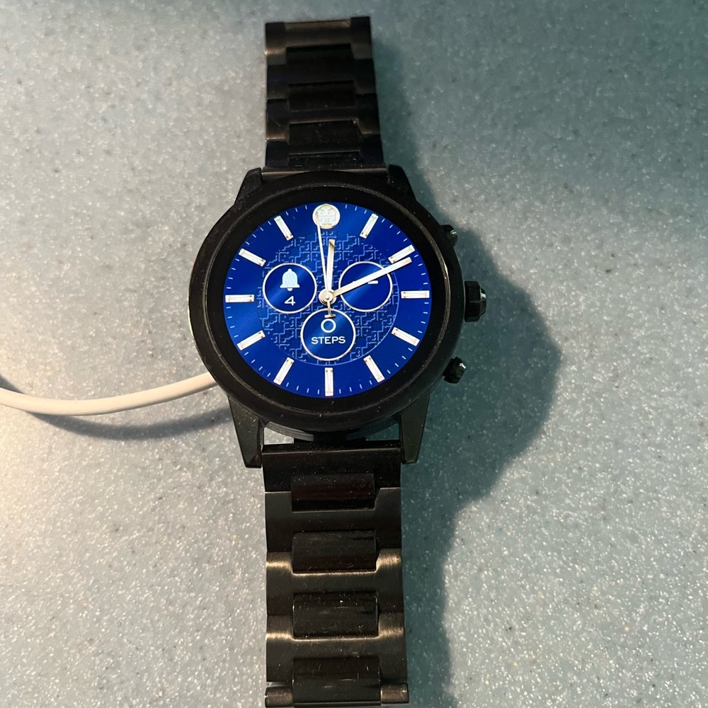 Tory Burch Gigi Smartwatch Touchscreen Stainless Steel